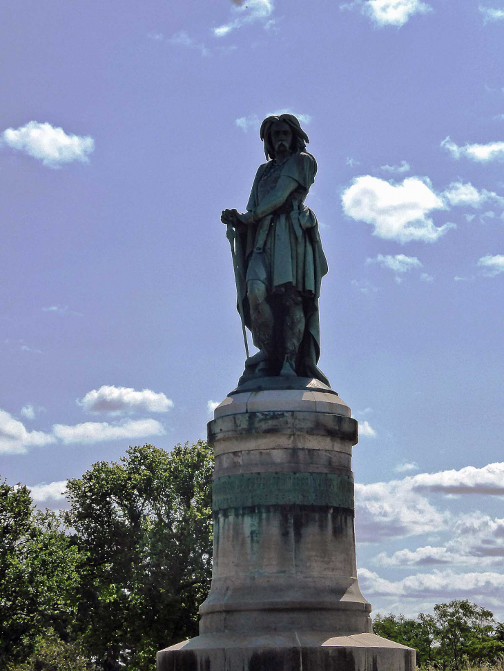 La statue de Vercingétorix - Alise-Sainte-Reine