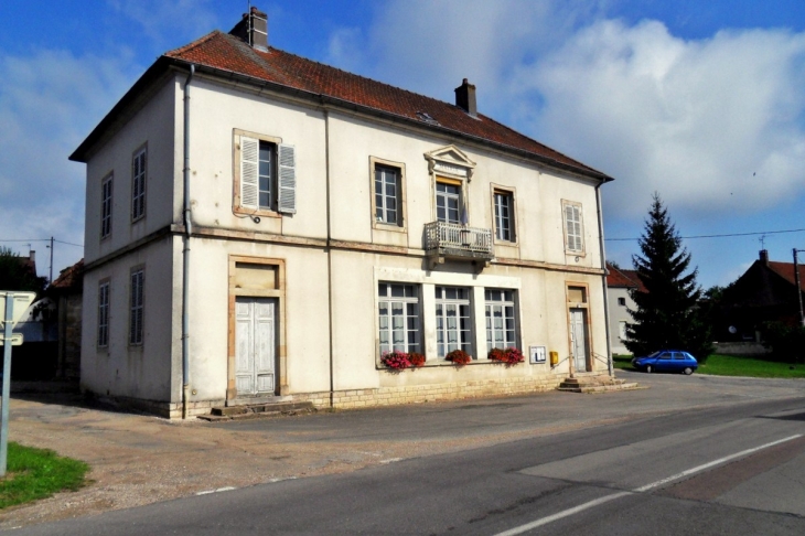 Athée.21.Mairie