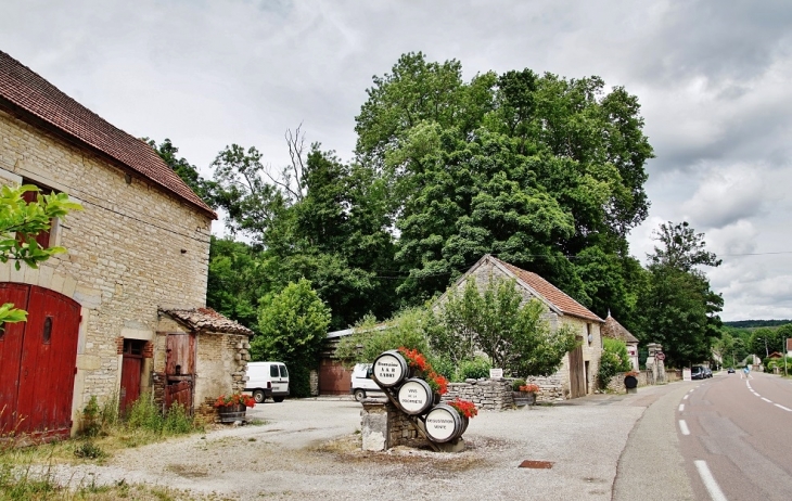 La Commune - Auxey-Duresses