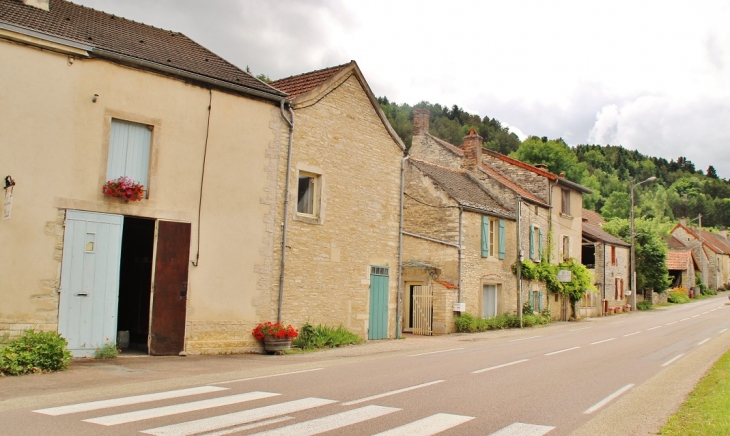 La Commune - Auxey-Duresses