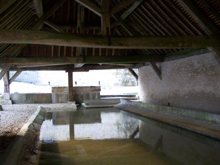 Le lavoir - Beaumont-sur-Vingeanne