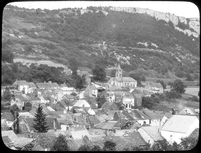 Vue prise depuis la décente de la route de Crepey dans les années 1955 1960 2 - Bouilland