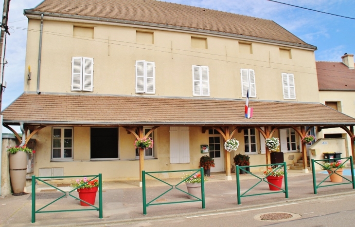 La Mairie - Corpeau