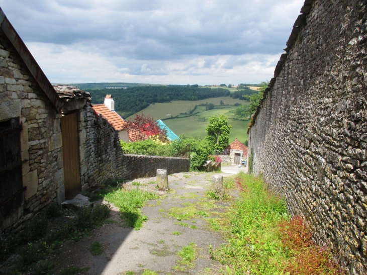  - Flavigny-sur-Ozerain