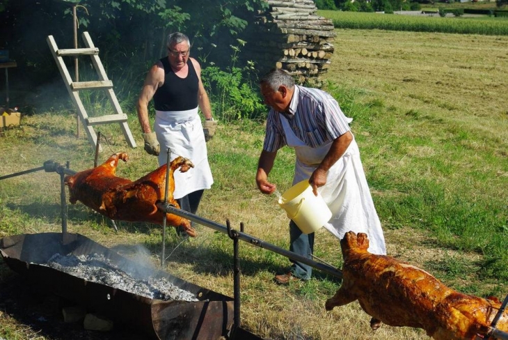 Méchoui intercommunal lucenay le duc- eringes - Lucenay-le-Duc