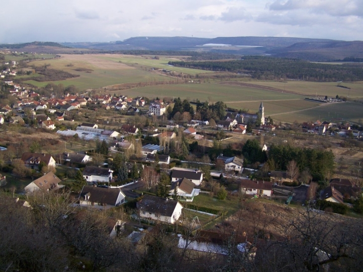 Vue prise du château - Mâlain