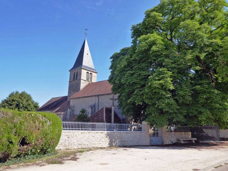 L'église - Massingy-lès-Semur