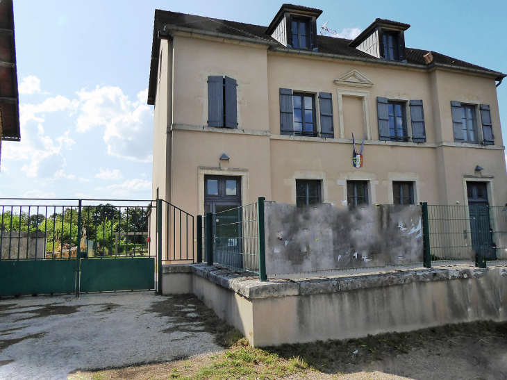 La mairie - Montlay-en-Auxois