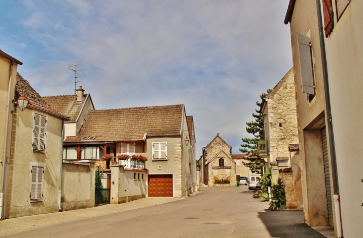 Le Village - Puligny-Montrachet