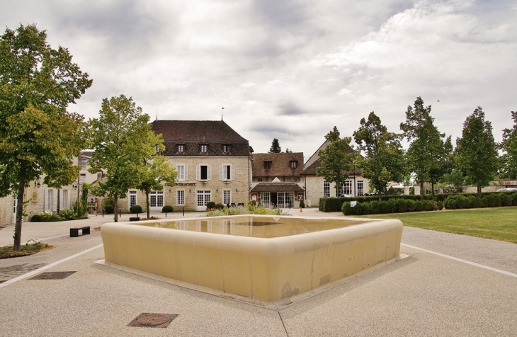 Fontaine - Puligny-Montrachet