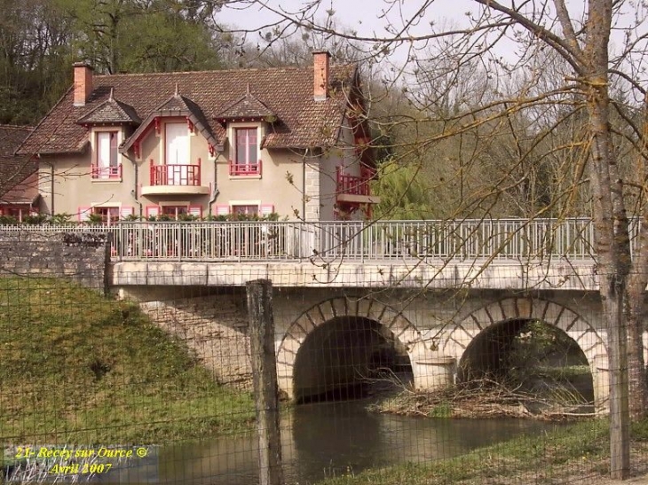 Pönt sur l'Ource - Recey-sur-Ource