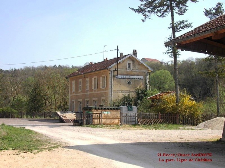 La Gare de la ligne de Châtillon - Recey-sur-Ource