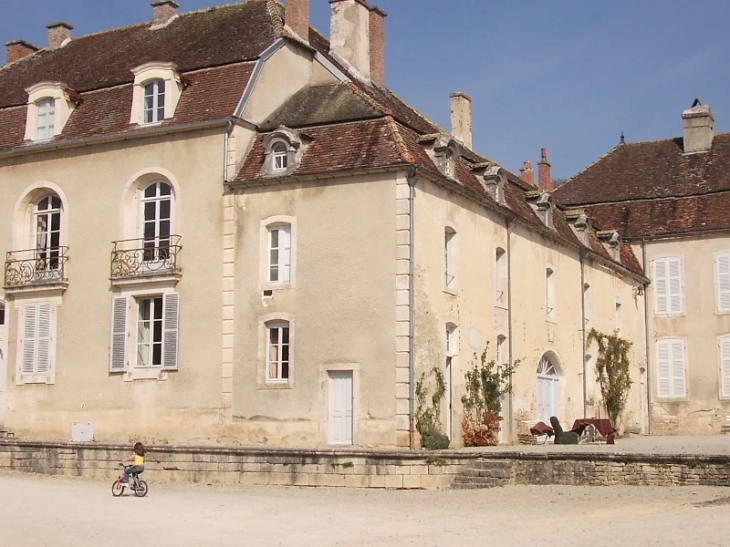 La chartreuse de Lugny, propriété privée - Recey-sur-Ource