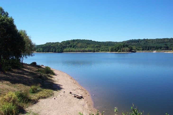 Plage du lac de Chamboux - Saint-Martin-de-la-Mer