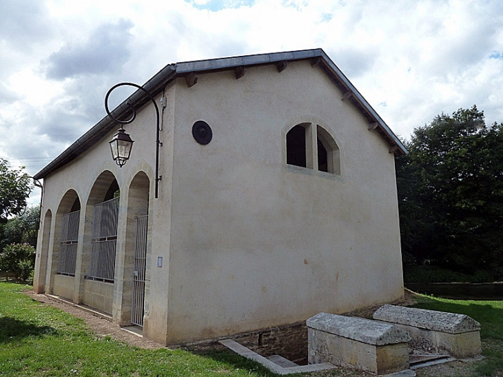 Le lavoir - Saint-Maurice-sur-Vingeanne