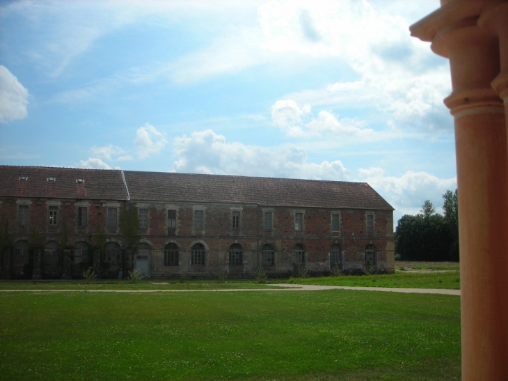 Vue de la route - Saint-Nicolas-lès-Cîteaux