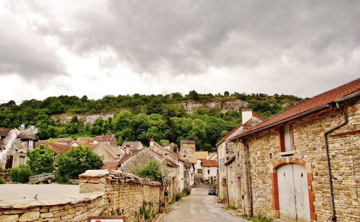 La Commune - Saint-Romain