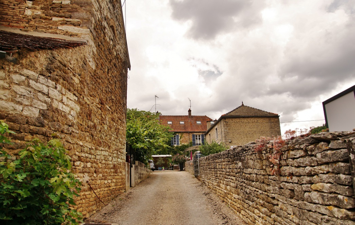 La Commune - Saint-Romain