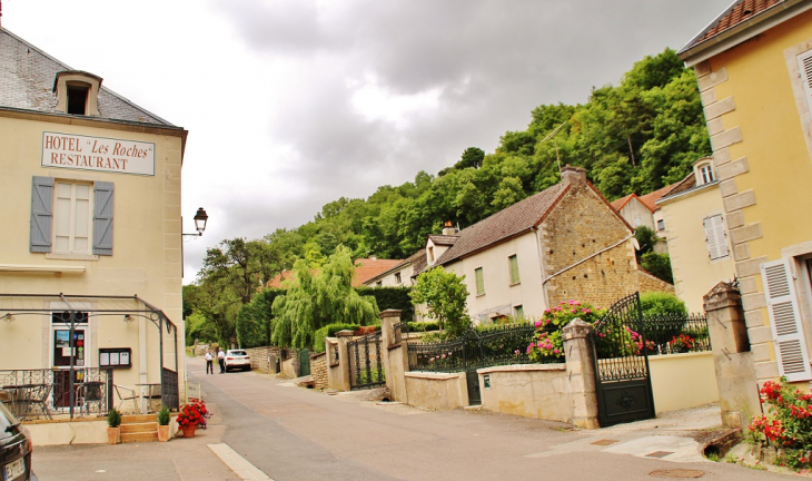 La Commune - Saint-Romain