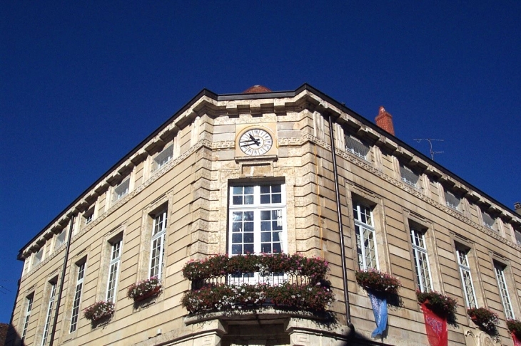 Hôtel de ville de Saulieu