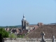 Photo suivante de Saulieu Le clocher de la basilique et les vieux toits de Saulieu