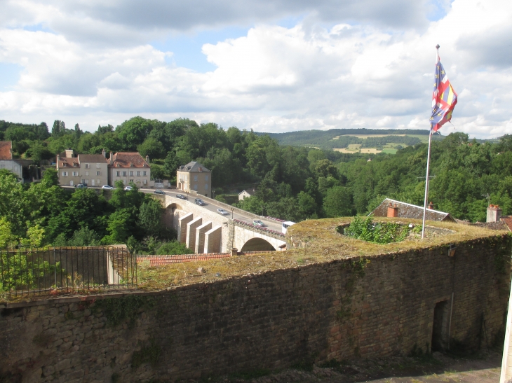  - Semur-en-Auxois