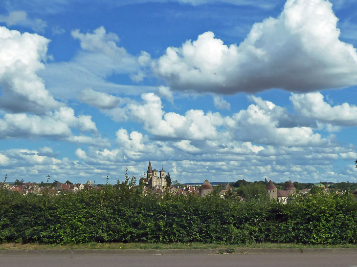 Vue sur la ville - Semur-en-Auxois