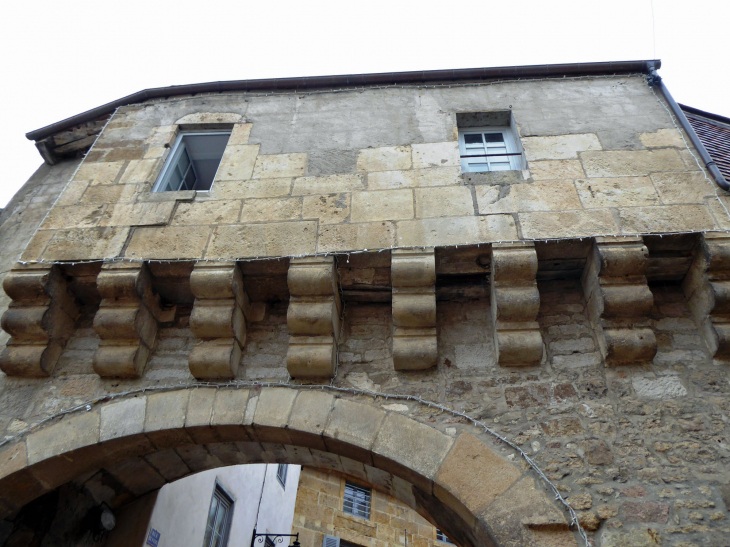 La porte d'entrée du Bourg - Semur-en-Auxois