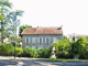 Photo suivante de Semur-en-Auxois maison à l'entrée de la ville