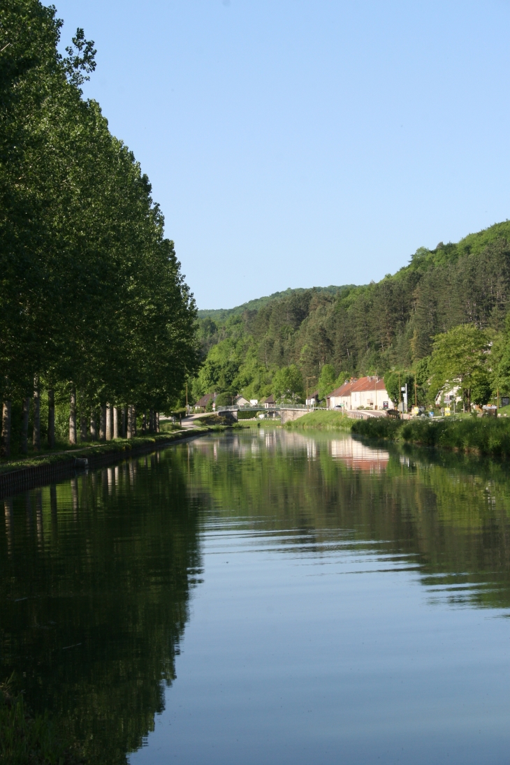  - Veuvey-sur-Ouche