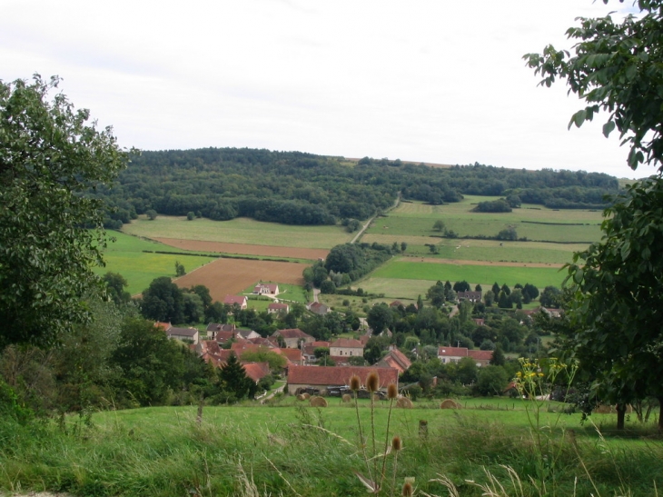 La vallée - Villaines-les-Prévôtes