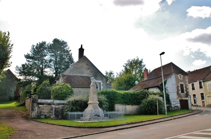 Monument aux Morts - Colméry