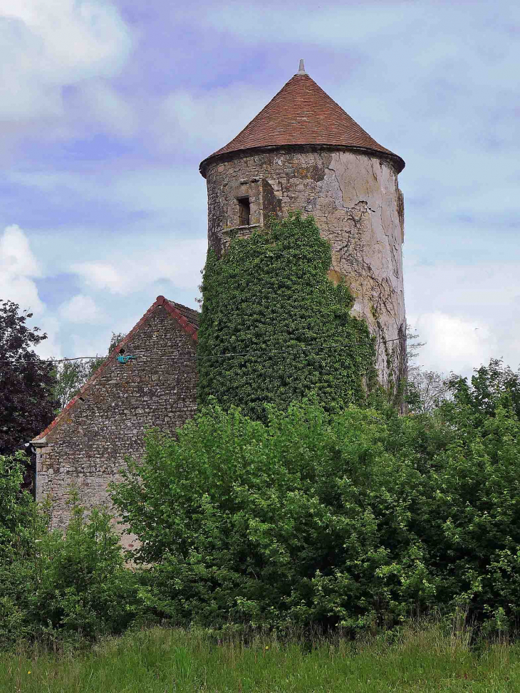 Le château - Dompierre-sur-Nièvre