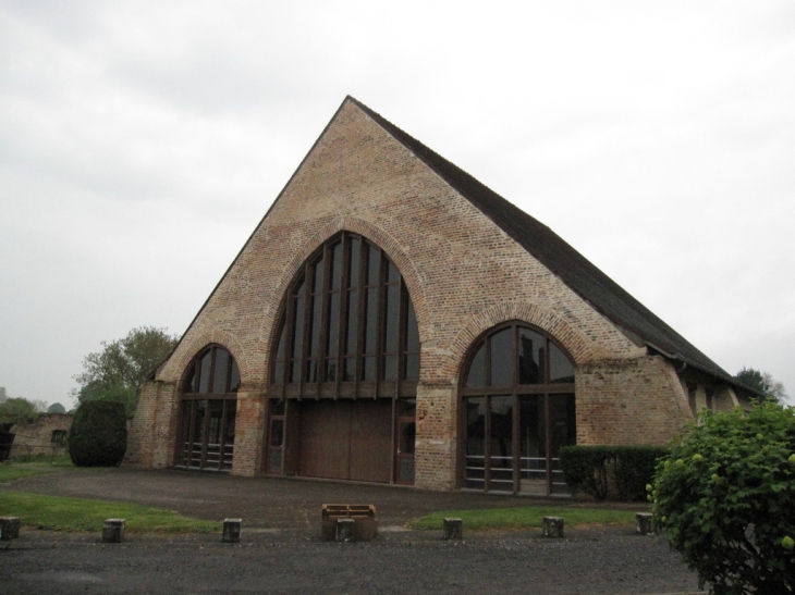 LA HALLE DE FOURS