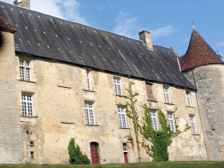 Le château - Giry