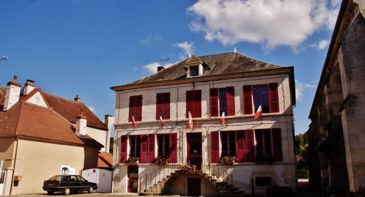 La Mairie - La Chapelle-Saint-André