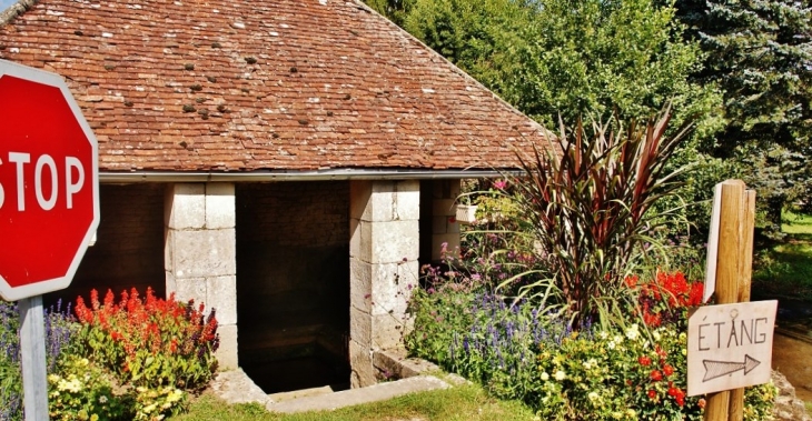 Le Lavoir - La Chapelle-Saint-André