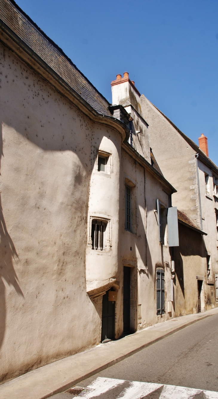  - La Charité-sur-Loire