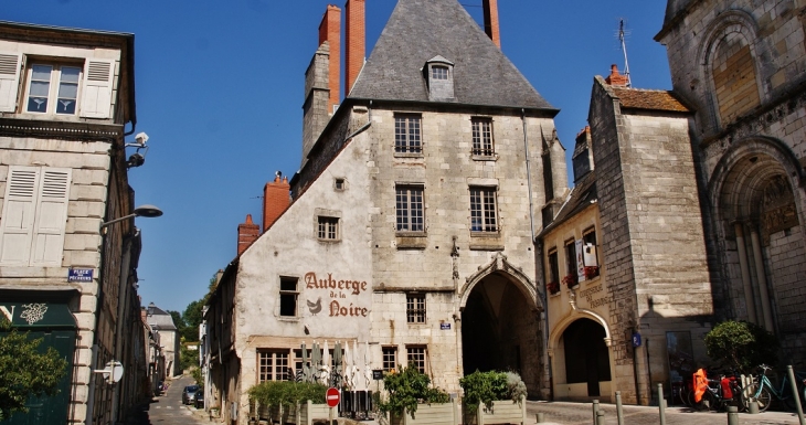  - La Charité-sur-Loire