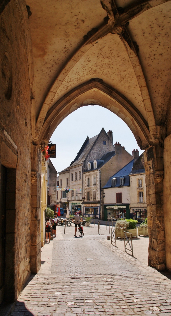  - La Charité-sur-Loire