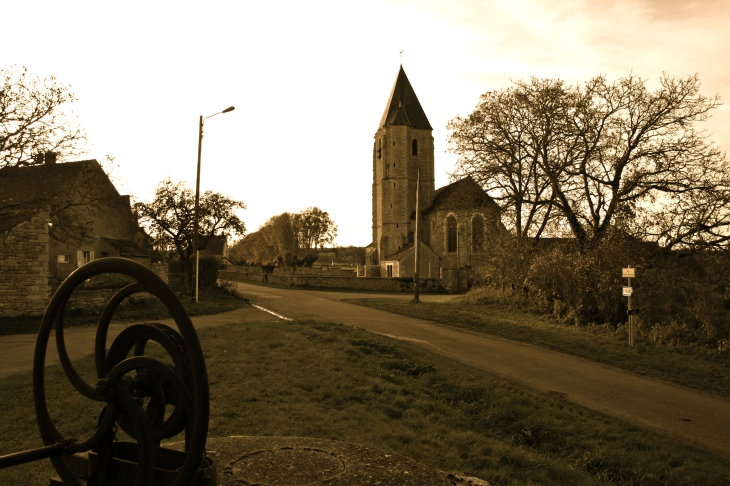 L'église de Lys