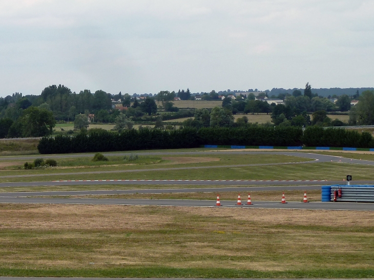 Vue d(ensemble - Magny-Cours