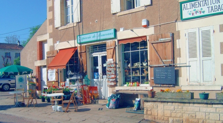 L'épicerie - Monceaux-le-Comte