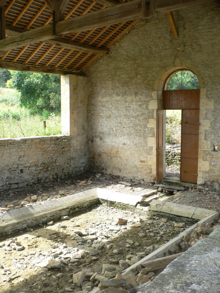 Noison - Lavoir - Montenoison