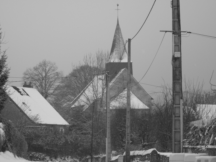 Montigny-aux-Amognes l'église