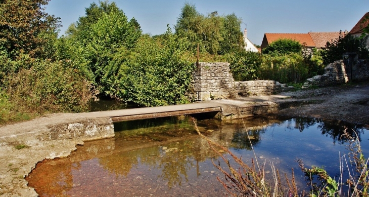 Rivière de St Jean - Narcy