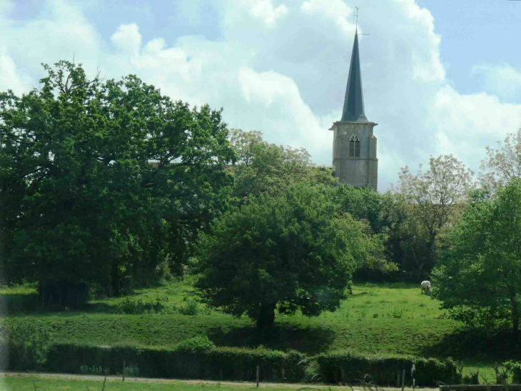 Vue sur le clocher - Neuilly