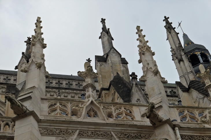 La cathédrale Saint Cyr et Sainte Juilitte : partie gothique - Nevers