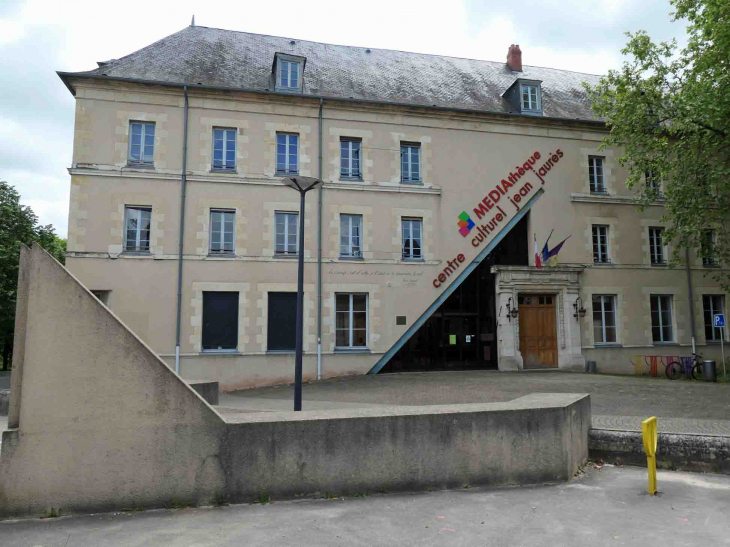 Centre culturel Jean Jaurès ancien couvent des Ursulines - Nevers