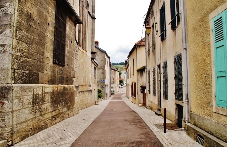 Le Village - Nolay